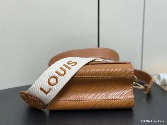 Aaa replica ru VUITTON TWIST LOUIS MM-23*17*9.5CM 0523